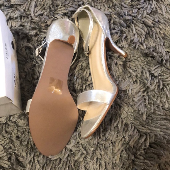 🌸Brand new in box David’s bridal shoes🌸 - Picture 2 of 4